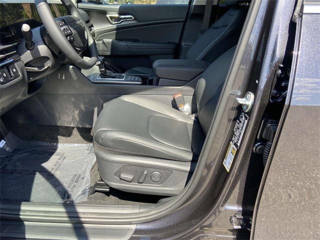 new 2026 Kia Sportage car, priced at $32,840