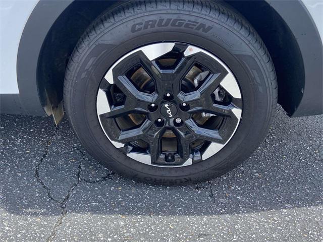 new 2025 Kia Sorento car, priced at $36,685