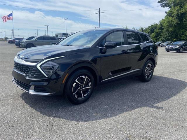 new 2025 Kia Sportage Hybrid car, priced at $30,185