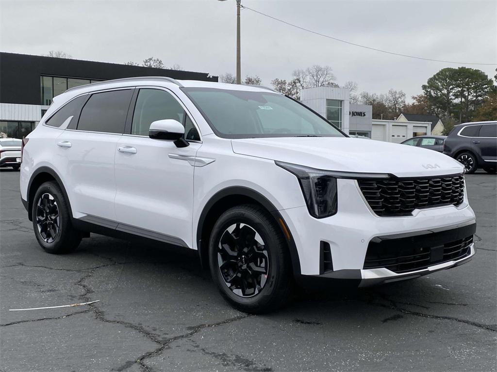 new 2025 Kia Sorento car, priced at $37,155