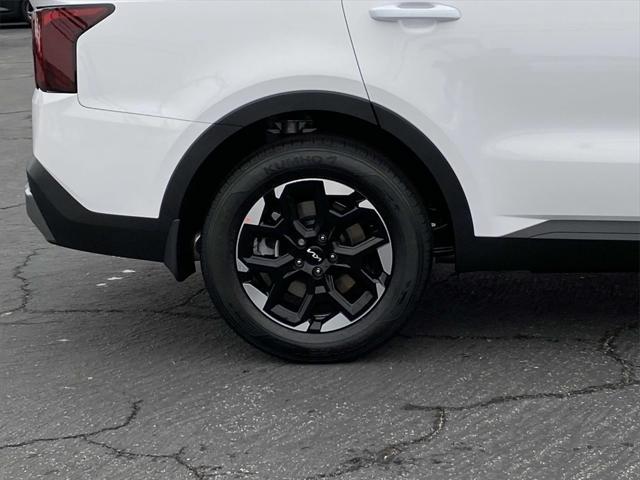 new 2025 Kia Sorento car, priced at $37,155