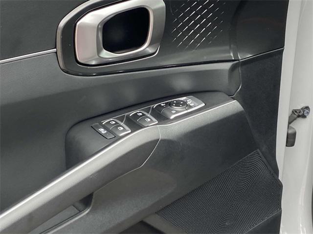 new 2025 Kia Sorento car, priced at $36,985