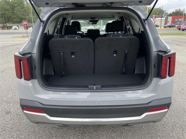 new 2025 Kia Sorento car, priced at $36,985