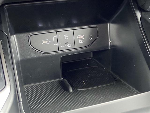 new 2025 Kia Sorento car, priced at $36,985