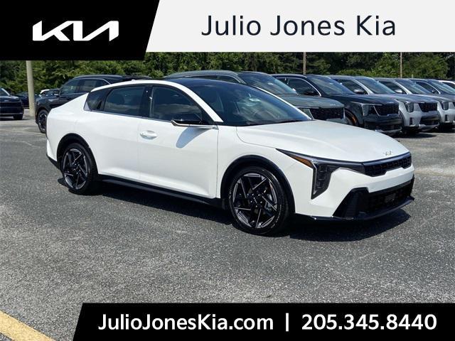 new 2025 Kia K4 car, priced at $29,355