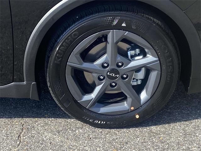 new 2025 Kia K4 car, priced at $24,615