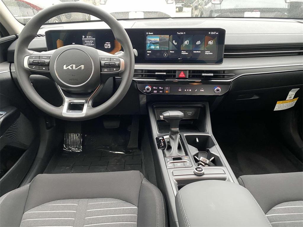 new 2025 Kia K5 car, priced at $28,825