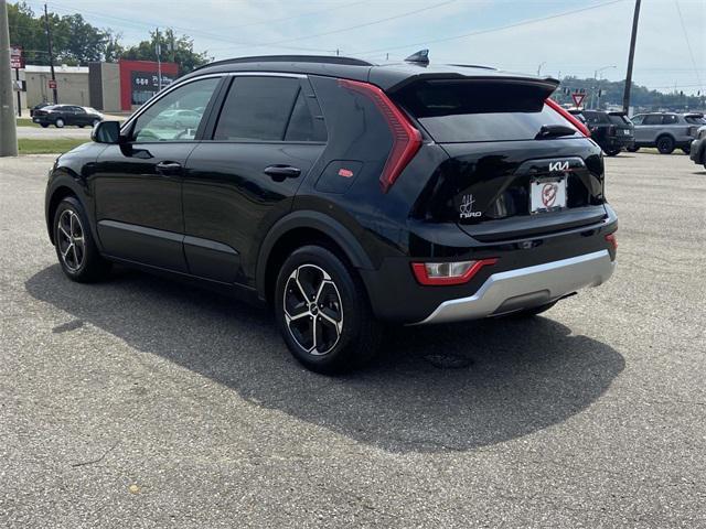 new 2025 Kia Niro car, priced at $32,035
