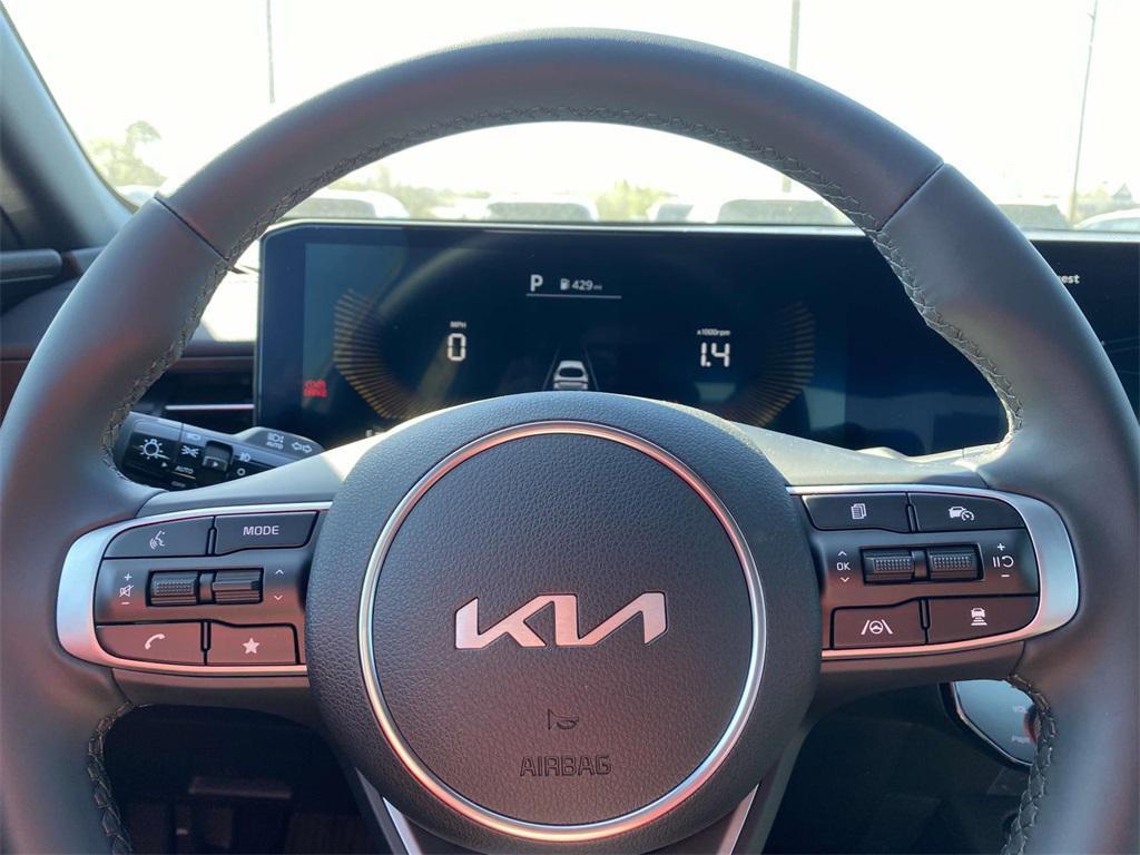 new 2025 Kia K5 car, priced at $31,825