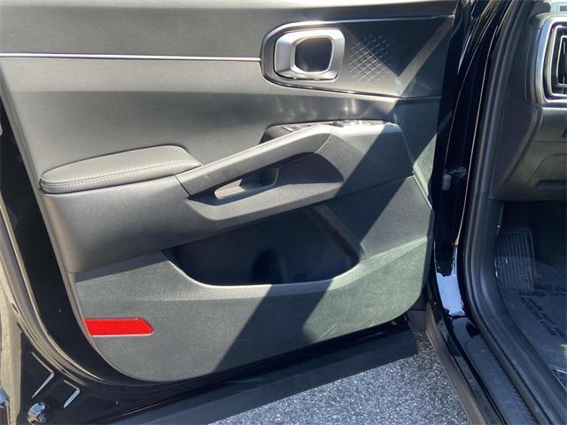 new 2026 Kia Sorento car, priced at $38,705