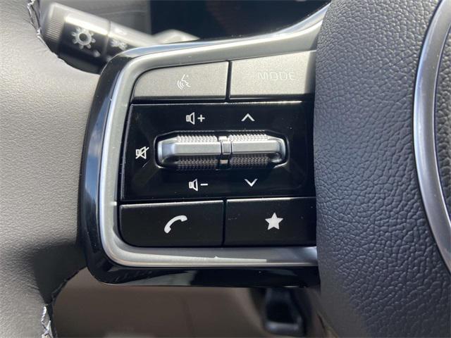 new 2025 Kia Carnival car, priced at $40,985