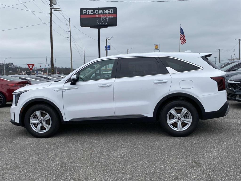 new 2024 Kia Sorento car, priced at $33,473