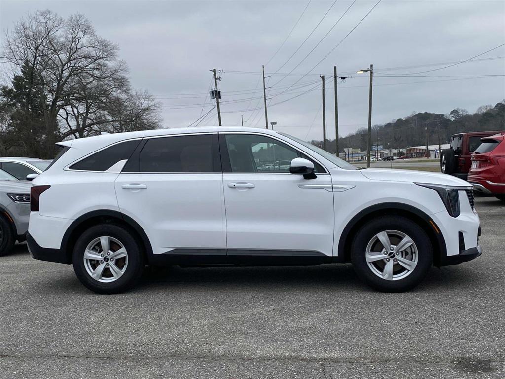 new 2024 Kia Sorento car, priced at $33,473