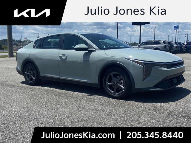 used 2025 Kia K4 car, priced at $19,489