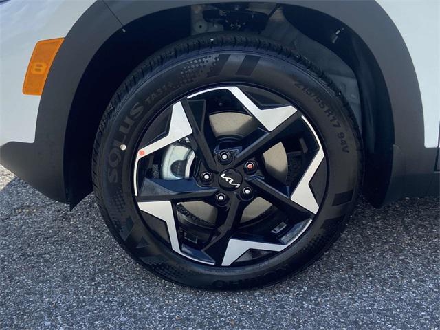 new 2025 Kia Seltos car, priced at $29,275