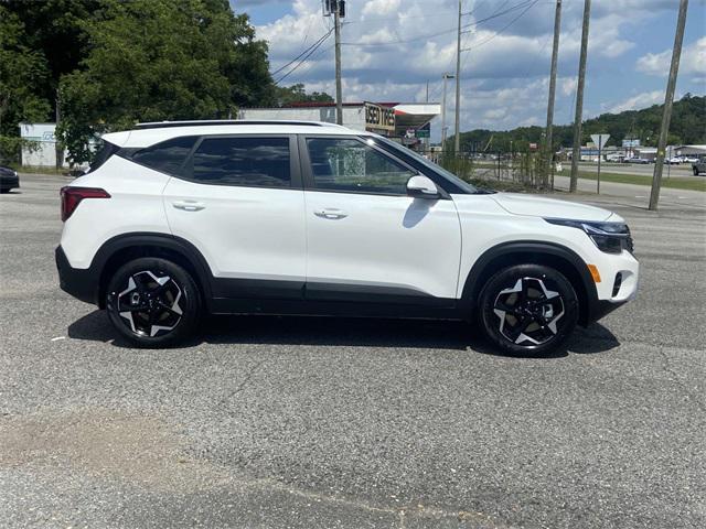 new 2025 Kia Seltos car, priced at $29,275