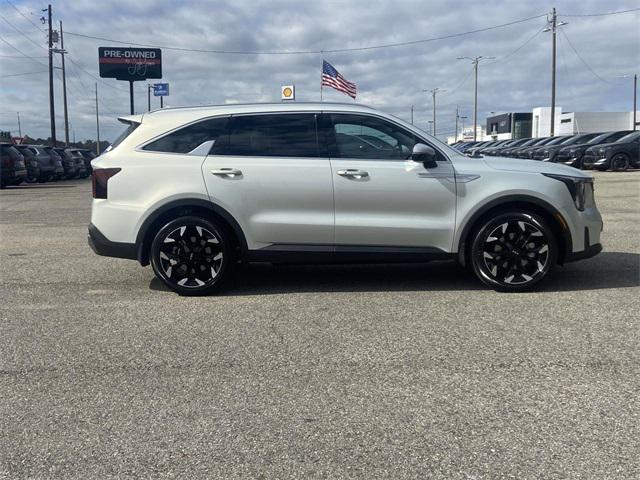 new 2026 Kia Sorento car, priced at $42,525