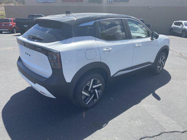 new 2025 Nissan Kicks car, priced at $27,685
