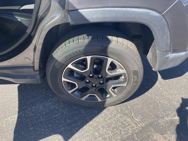 used 2020 Jeep Compass car, priced at $15,389