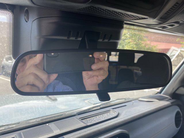 new 2025 Jeep Gladiator car, priced at $48,080