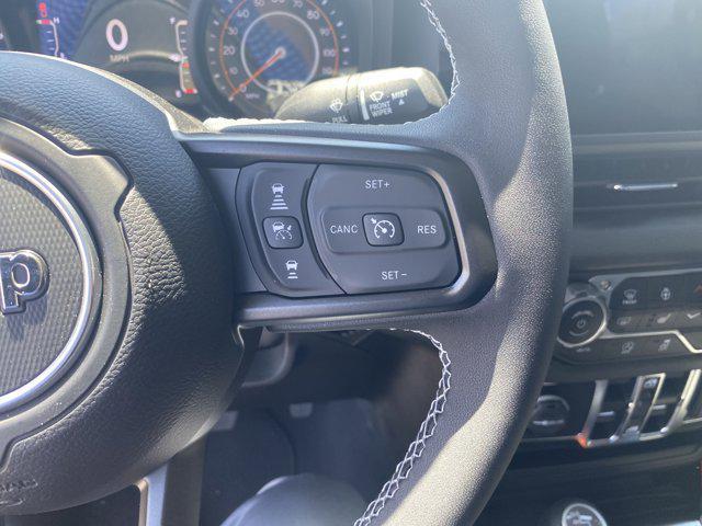 new 2025 Jeep Gladiator car, priced at $48,080
