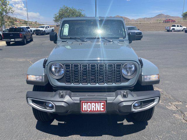new 2025 Jeep Gladiator car, priced at $48,080