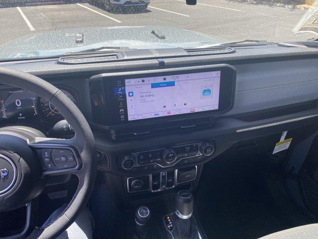 new 2025 Jeep Gladiator car, priced at $48,080