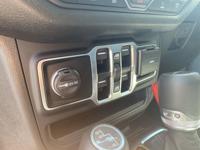 new 2025 Jeep Gladiator car, priced at $48,080