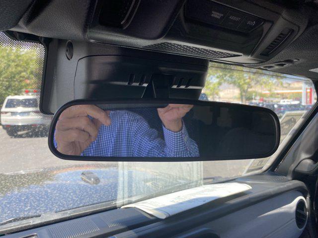 new 2025 Jeep Gladiator car, priced at $41,695