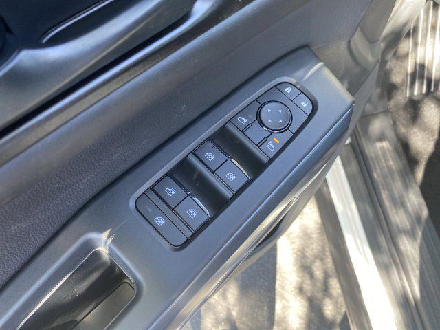 new 2025 Nissan Pathfinder car, priced at $46,620