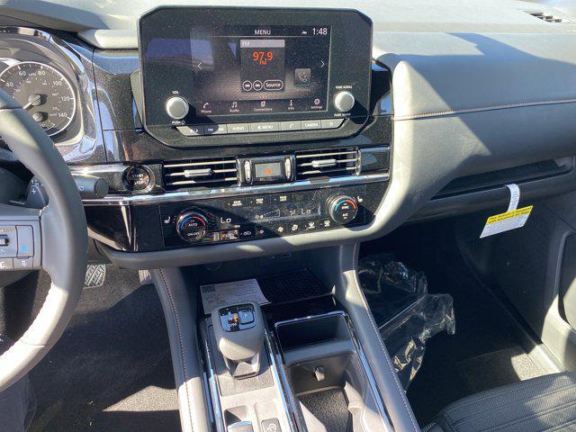 new 2025 Nissan Pathfinder car, priced at $46,505