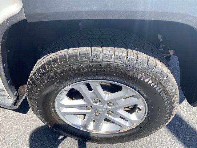used 2024 Jeep Grand Cherokee car, priced at $28,415