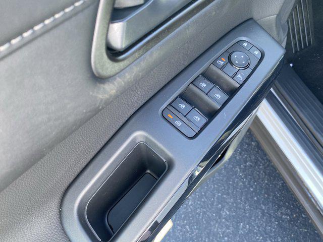 new 2025 Nissan Pathfinder car, priced at $44,330