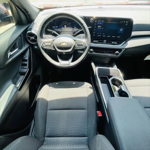 used 2025 Chevrolet Equinox car, priced at $28,325