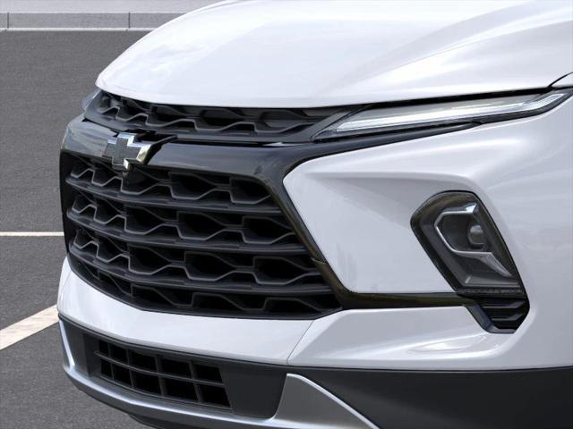 new 2025 Chevrolet Blazer car, priced at $32,840