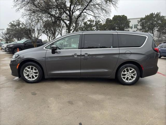 used 2023 Chrysler Pacifica car, priced at $21,186