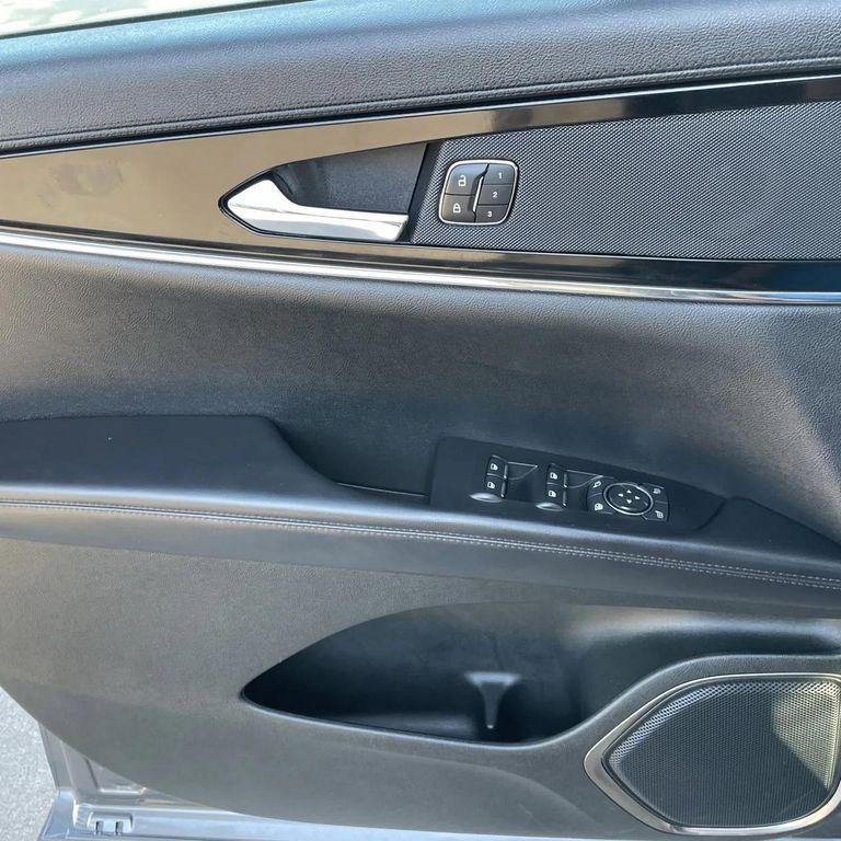 used 2022 Lincoln Nautilus car, priced at $31,074