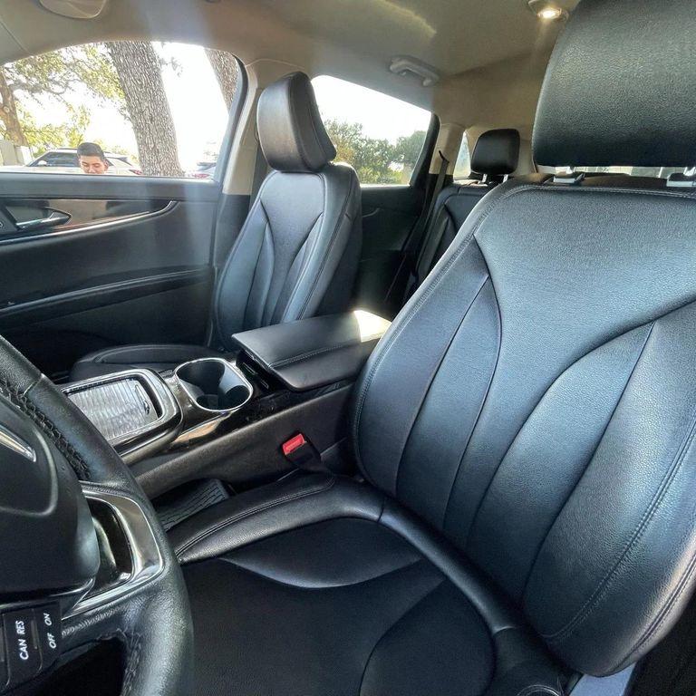 used 2022 Lincoln Nautilus car, priced at $31,074