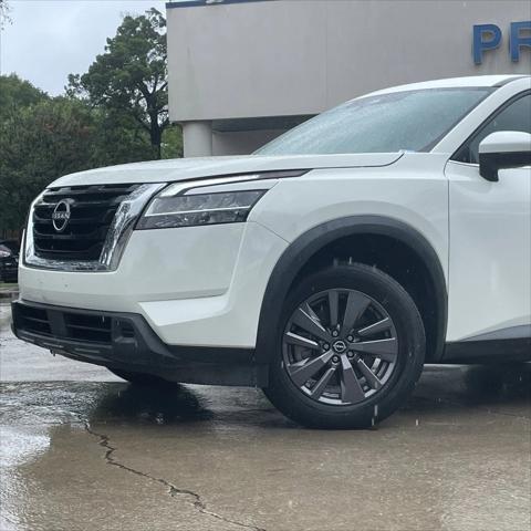 used 2022 Nissan Pathfinder car, priced at $28,994