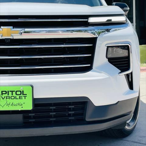 used 2024 Chevrolet Traverse car, priced at $41,594