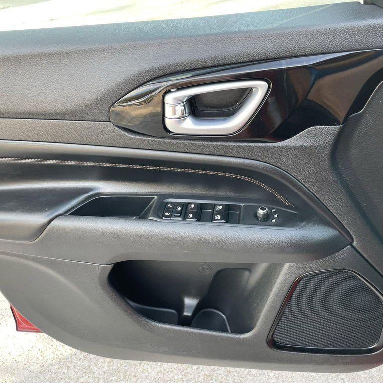 used 2023 Jeep Compass car, priced at $21,386