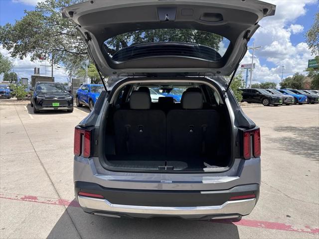 used 2024 Kia Sorento car, priced at $31,169