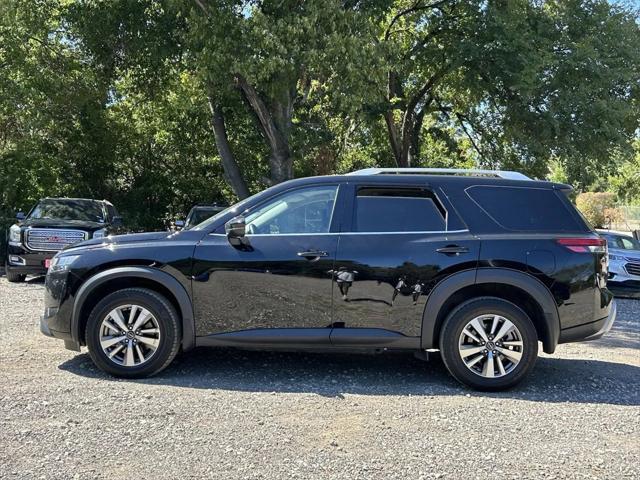 used 2022 Nissan Pathfinder car, priced at $34,916