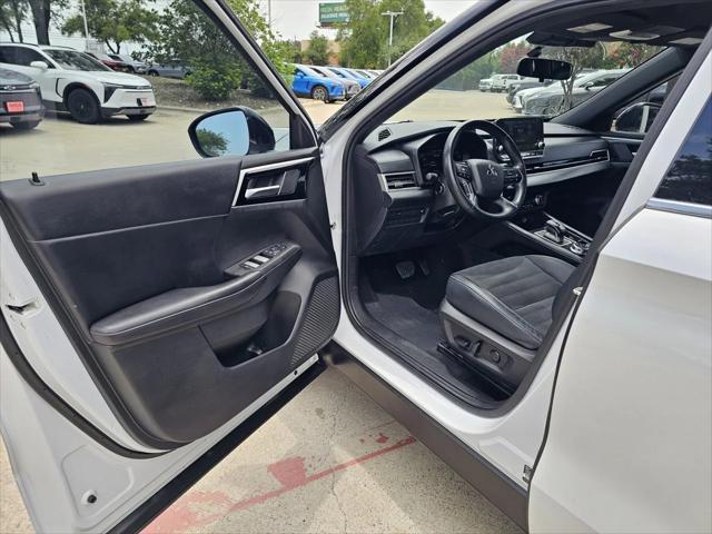 used 2024 Mitsubishi Outlander car, priced at $24,991