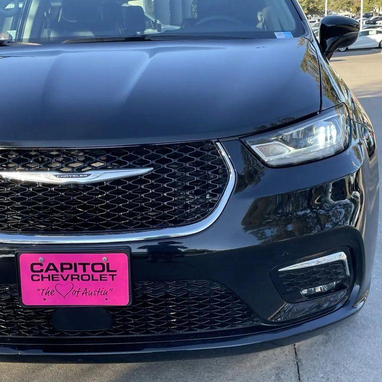 used 2024 Chrysler Pacifica car, priced at $24,300