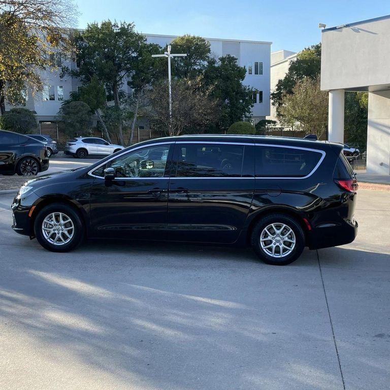 used 2024 Chrysler Pacifica car, priced at $24,300
