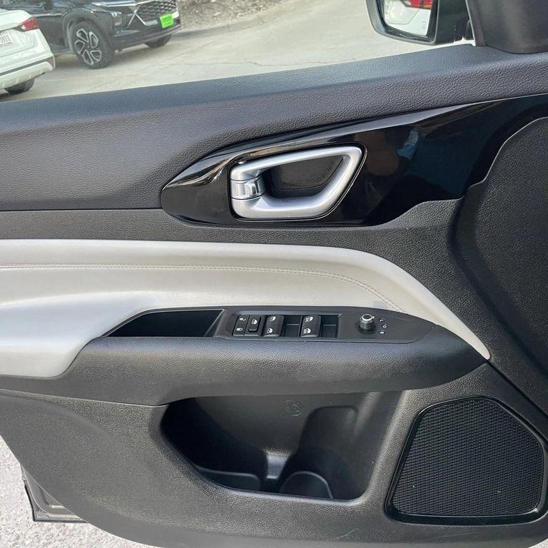 used 2023 Jeep Compass car, priced at $22,120