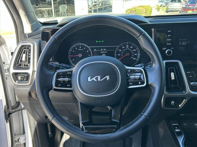 used 2022 Kia Sorento car, priced at $22,727