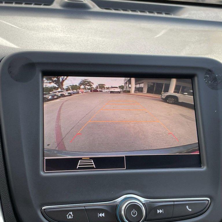 used 2024 Chevrolet Equinox car, priced at $21,566