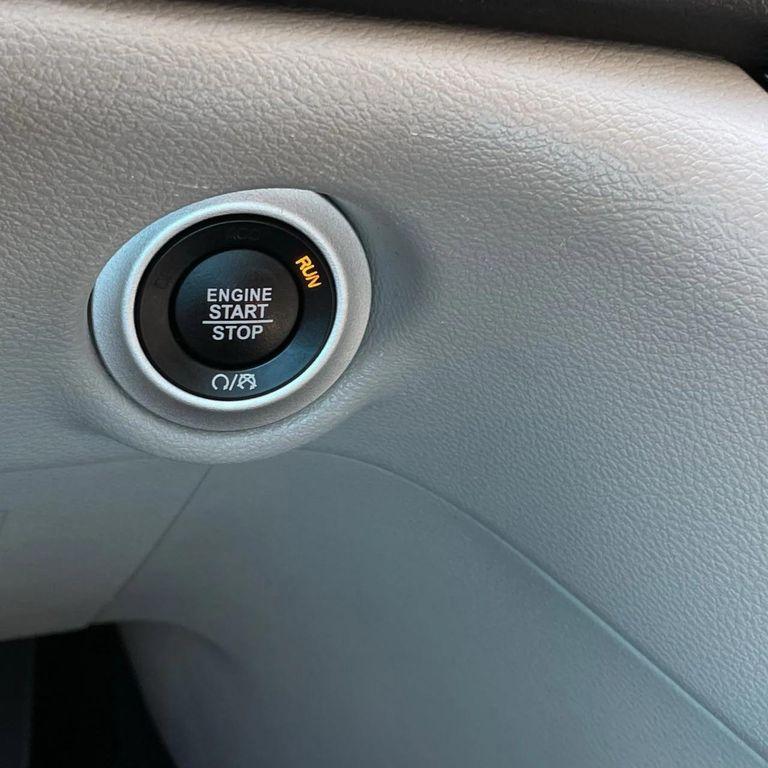 used 2024 Chrysler Pacifica car, priced at $24,300